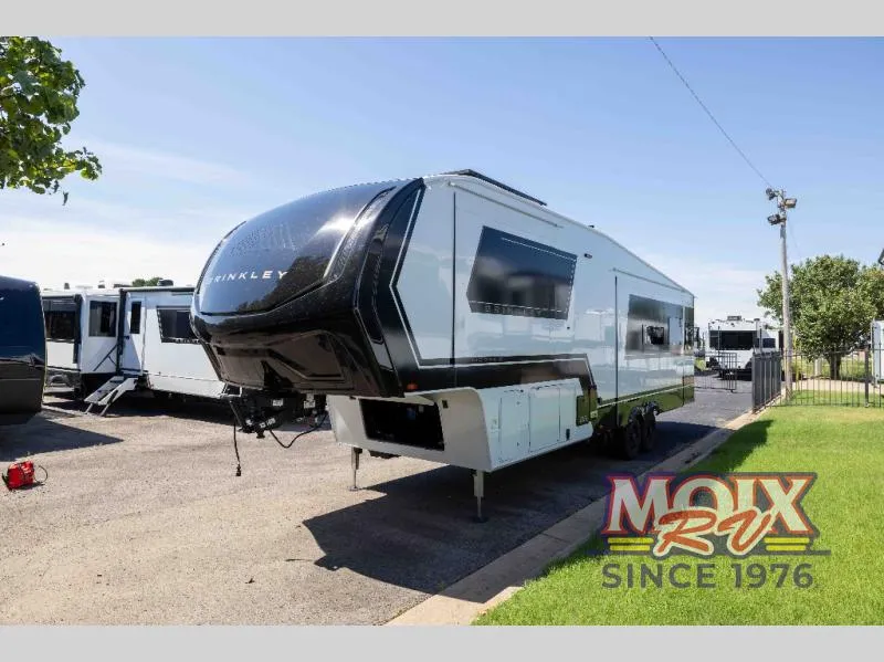 2026 Brinkley Model Z 3100 - Photo 4