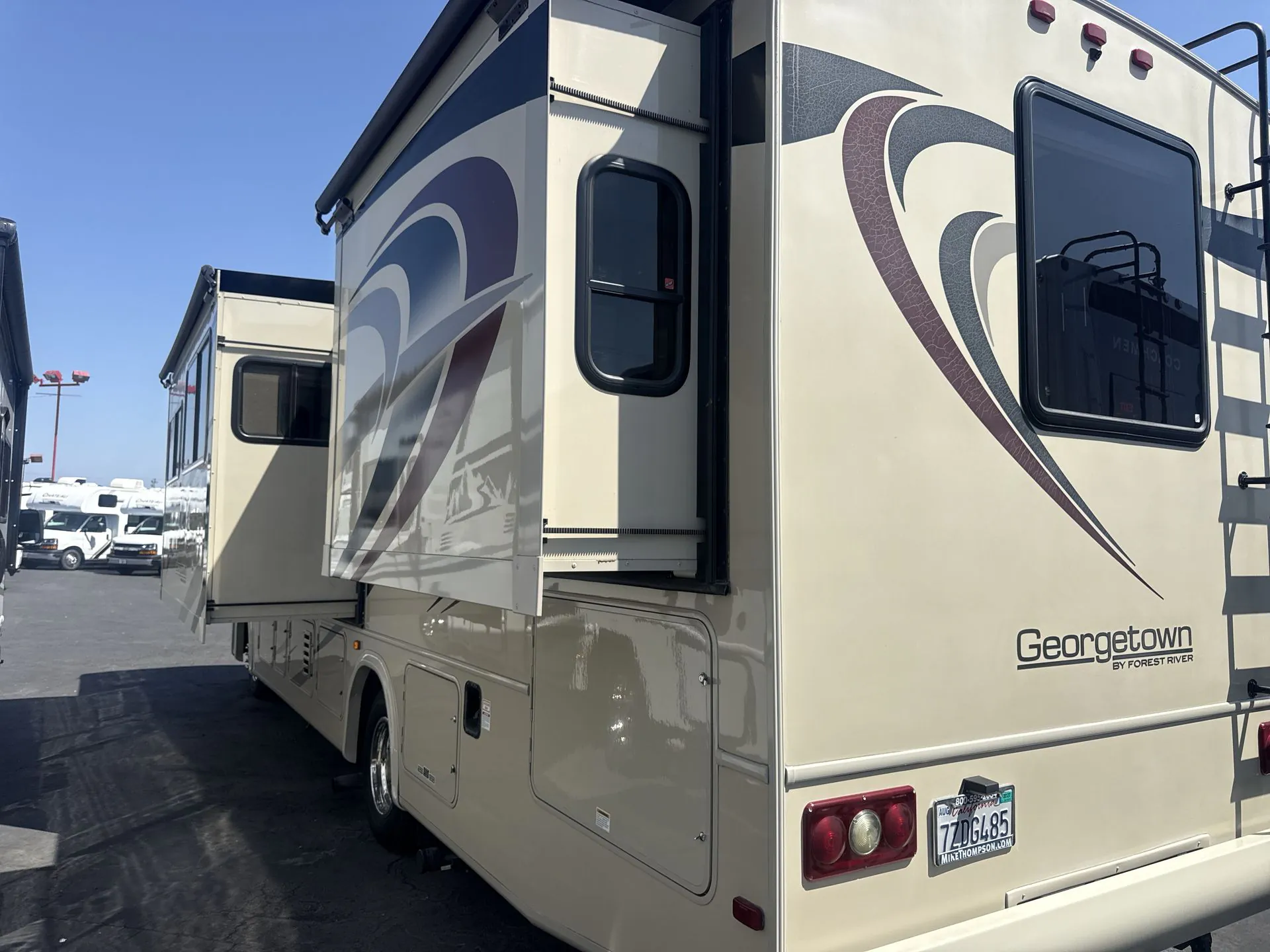 2017 Forest River Georgetown 3 Series GT3 30X3 — Photo 5