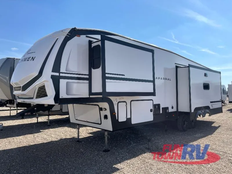 2026 Coachmen Chaparral 336TSIK - Photo 4
