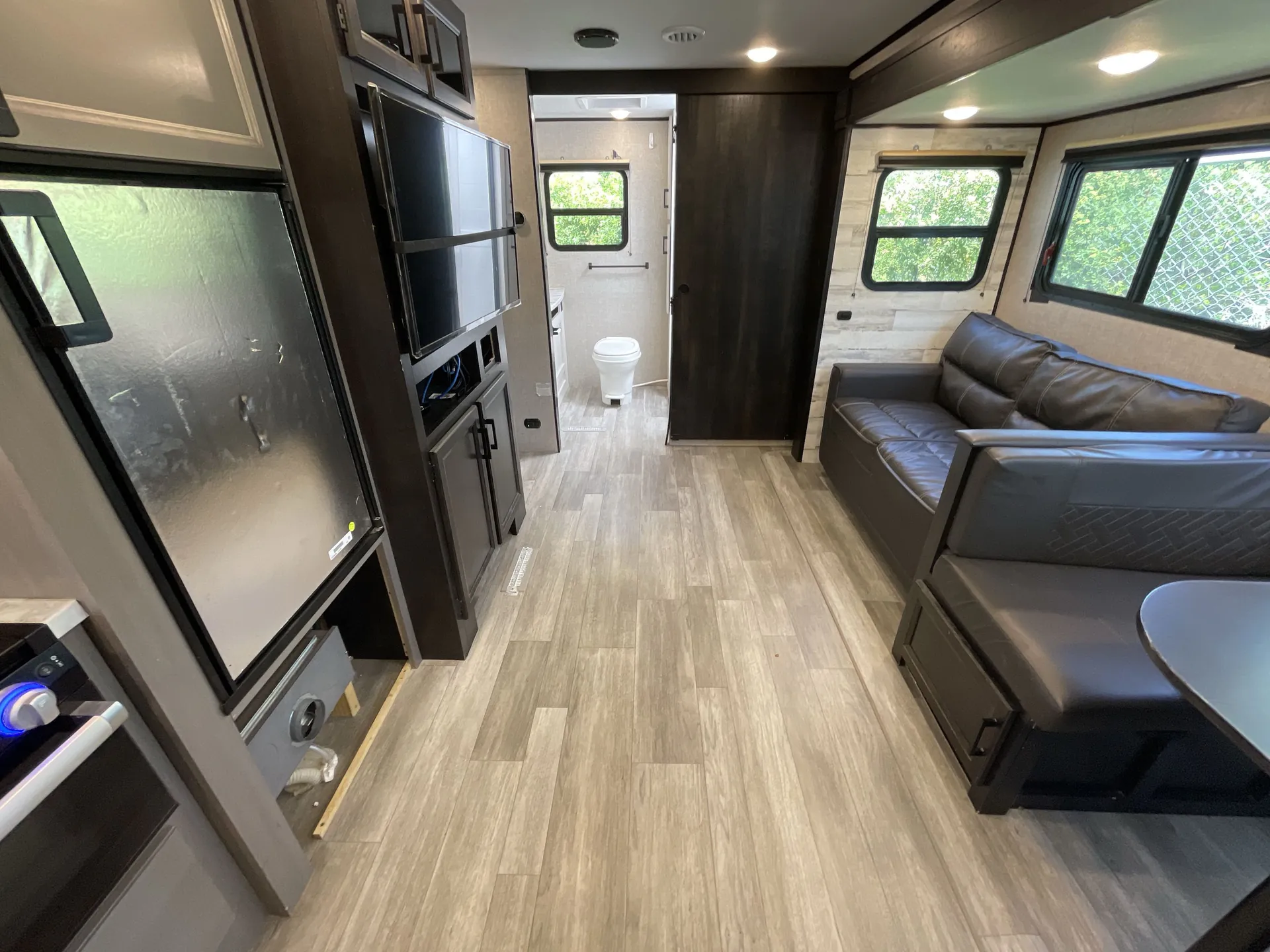 2022 Jayco Jay Feather 25RB — living area main
