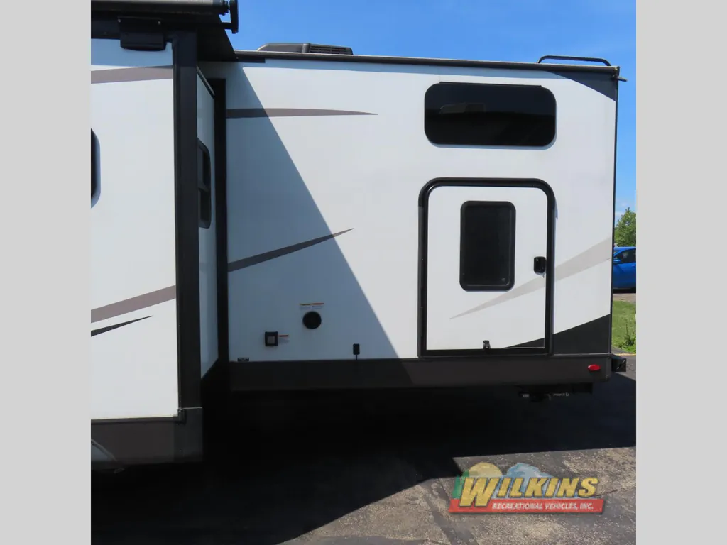 2023 Forest River Rockwood Ultra Lite 2911BS, Photos photo 12
