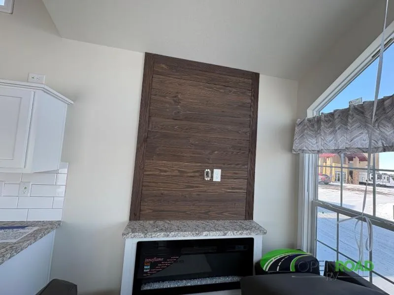 2026 Champion Homes Highland 404 - Photo 3