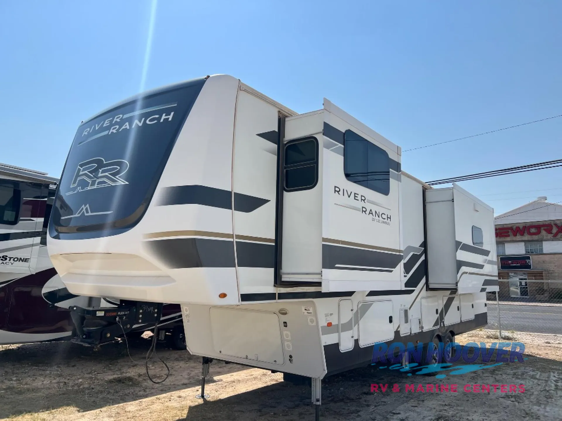 2023 Palomino River Ranch 391MK - Photo 3