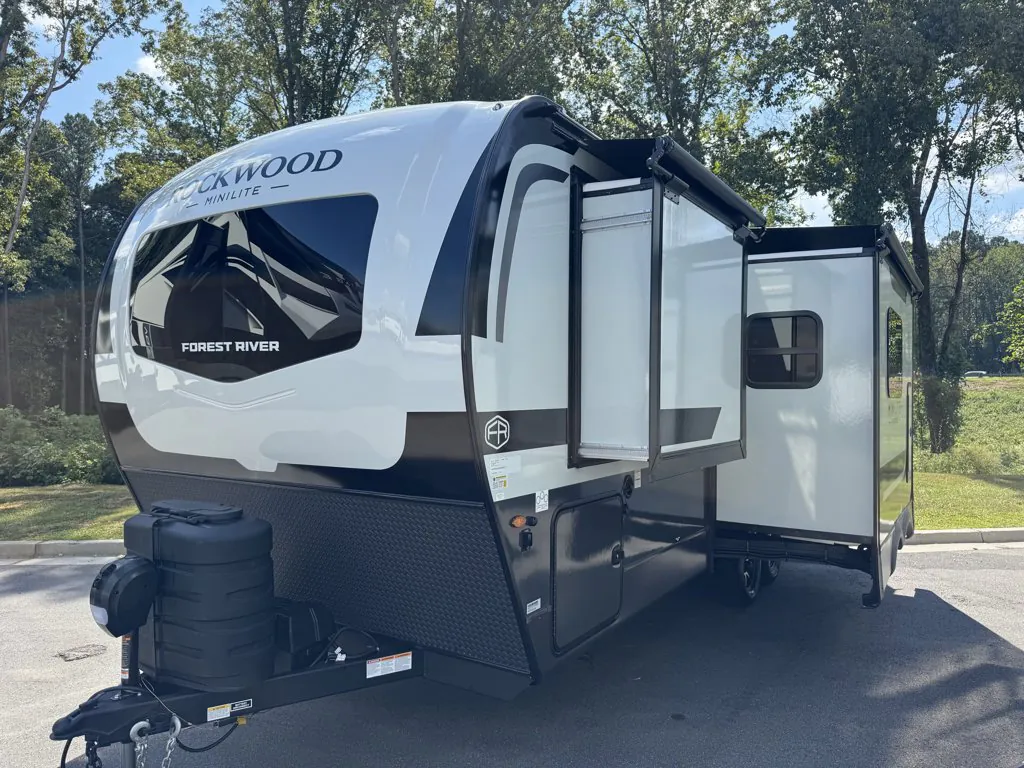 2026 Forest River Rockwood Mini Lite 2513S - Photo 4