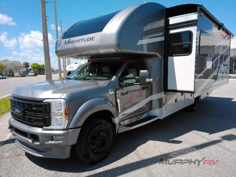 2026 Thor Motor Coach Magnitude GRAND S29 - Photo 2