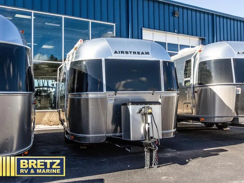 2021 Airstream Caravel 19CB - Photo 2