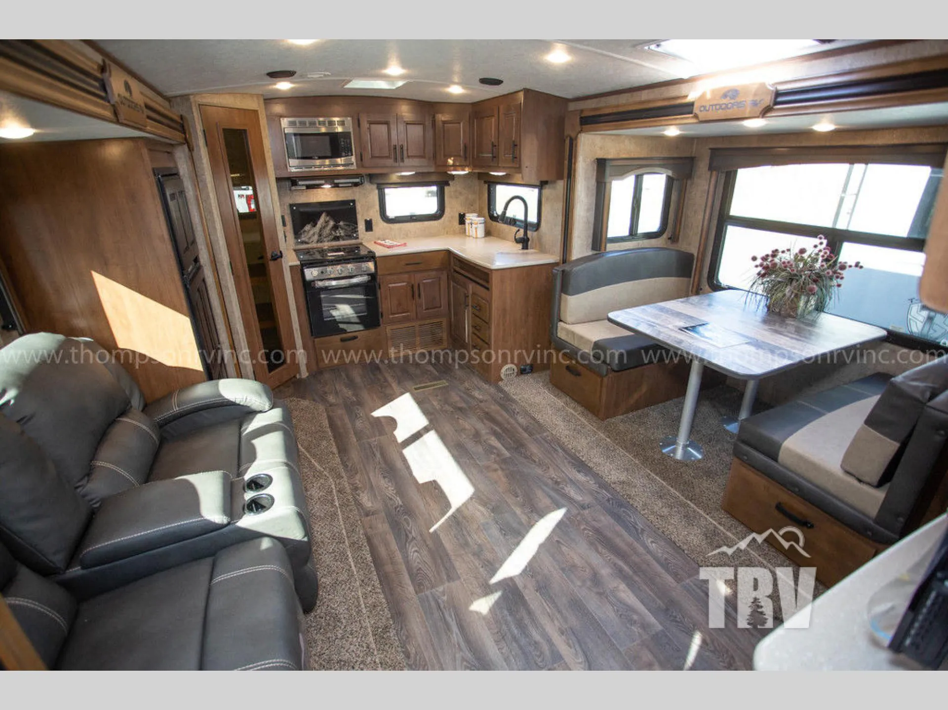 2023 Outdoors RV Black Stone Titanium Series 250RKS - Photo 4