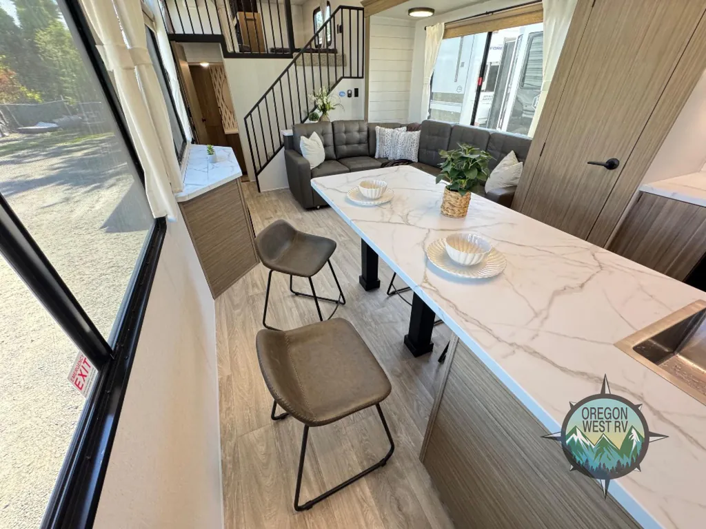 2027 Forest River Salem Grand Villa 42ICE, Photos photo 18