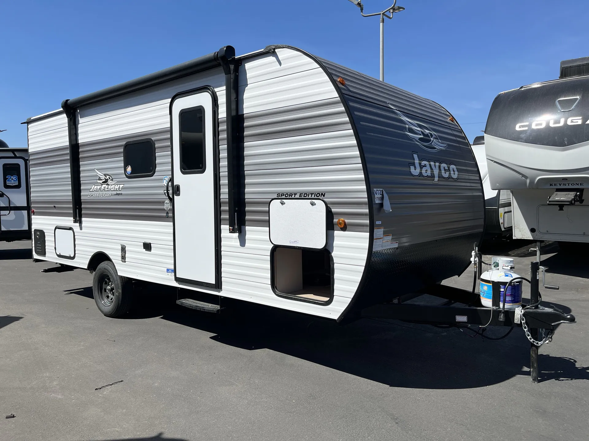 2027 Jayco Jay Flight Sport Edition 178DBSW - Photo 2