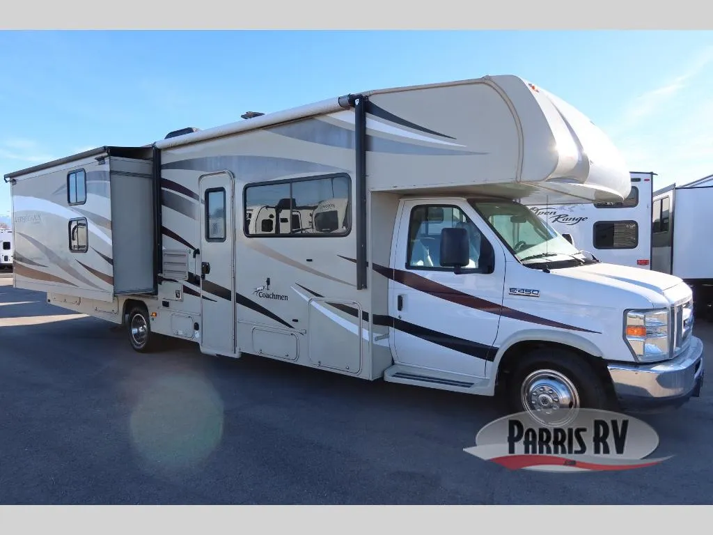 2018 Coachmen Leprechaun 310BH - Photo 2