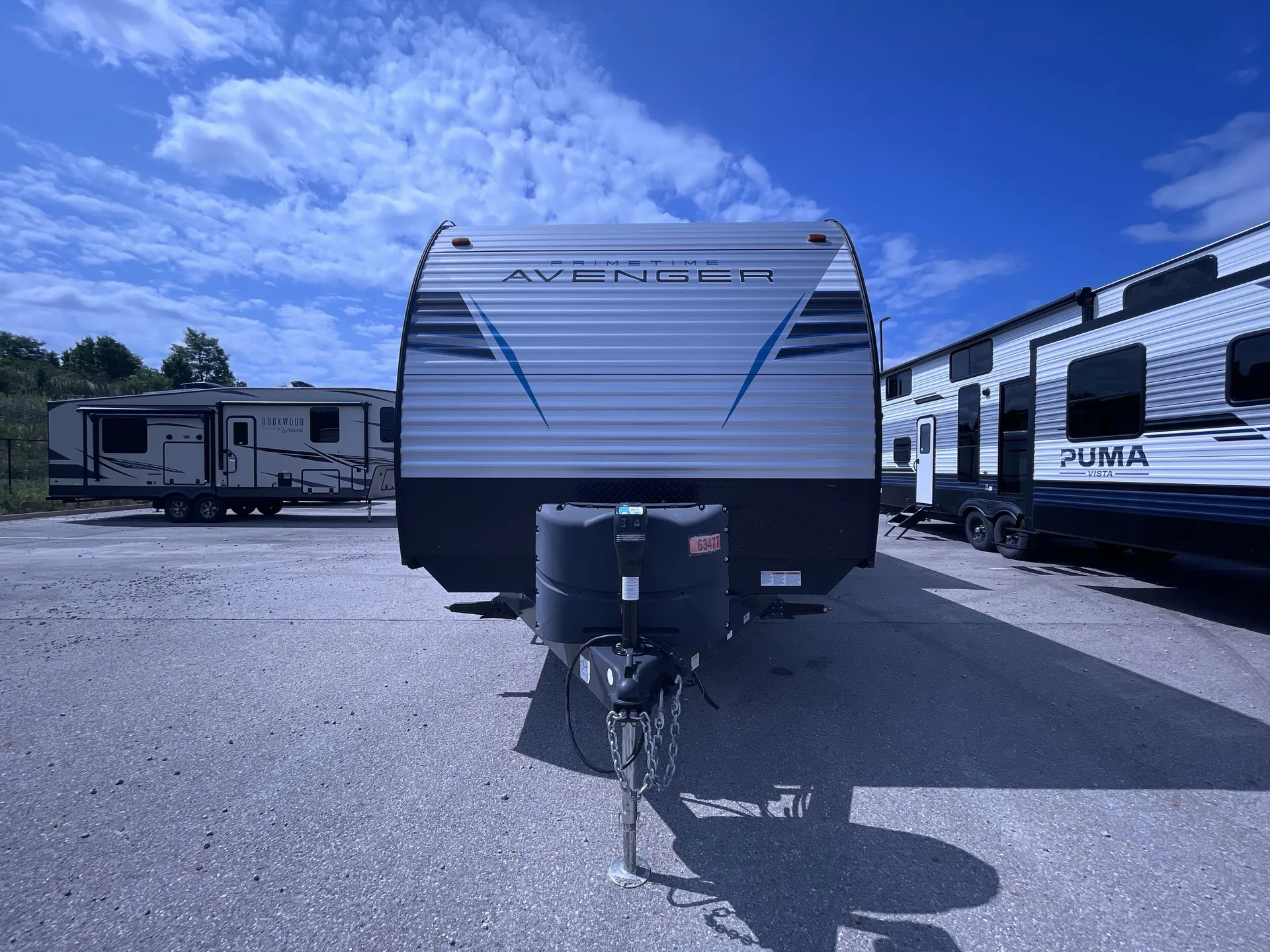 2021 Prime Time Avenger 28BHS — front