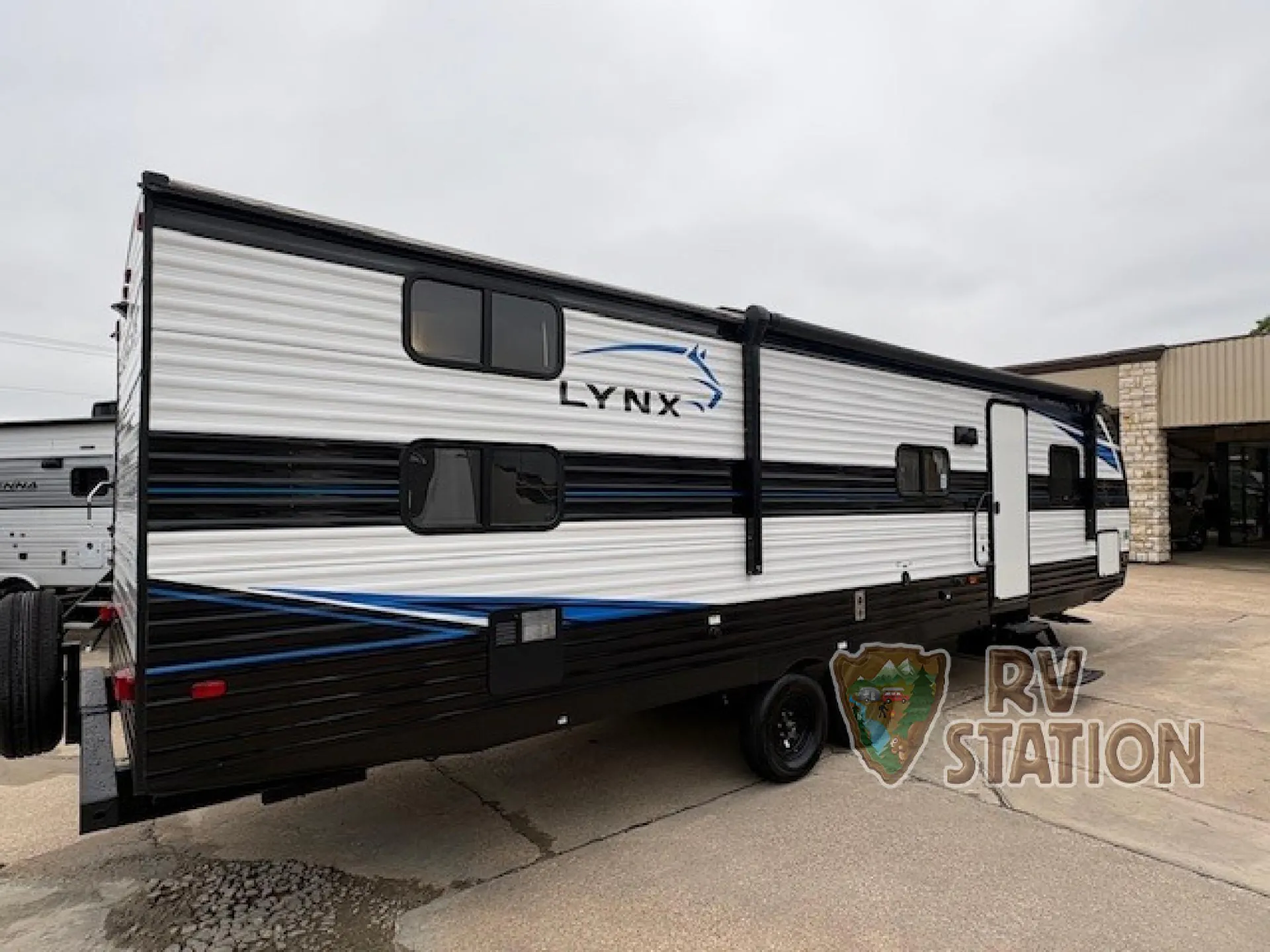 2024 Heartland Prowler 302BHX - Photo 4