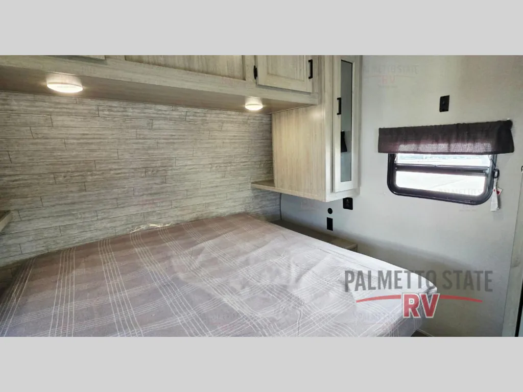 2026 Coachmen Catalina Legacy Edition 273DBHCK, Photos photo 24