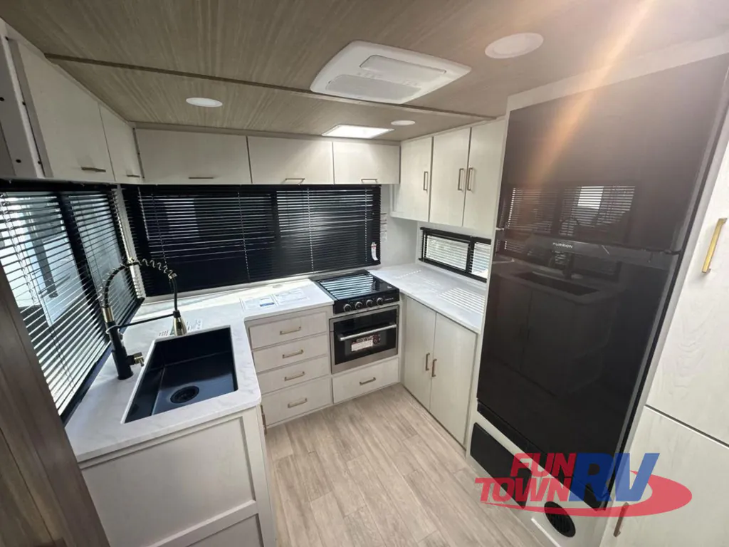 2026 Forest River Vibe 3400SB, Photos photo 15