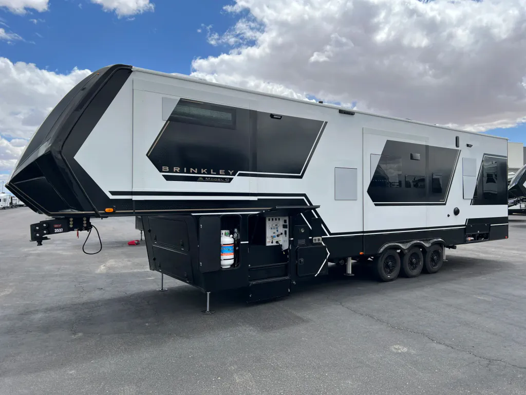 2026 Brinkley Model G 3520, Photos photo 37