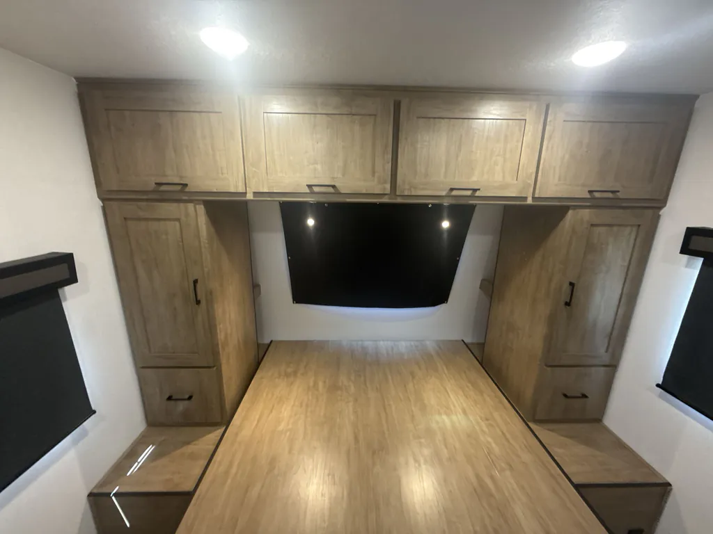 2025 Coachmen Freedom Express Ultra Lite 258BHS, Photos photo 26