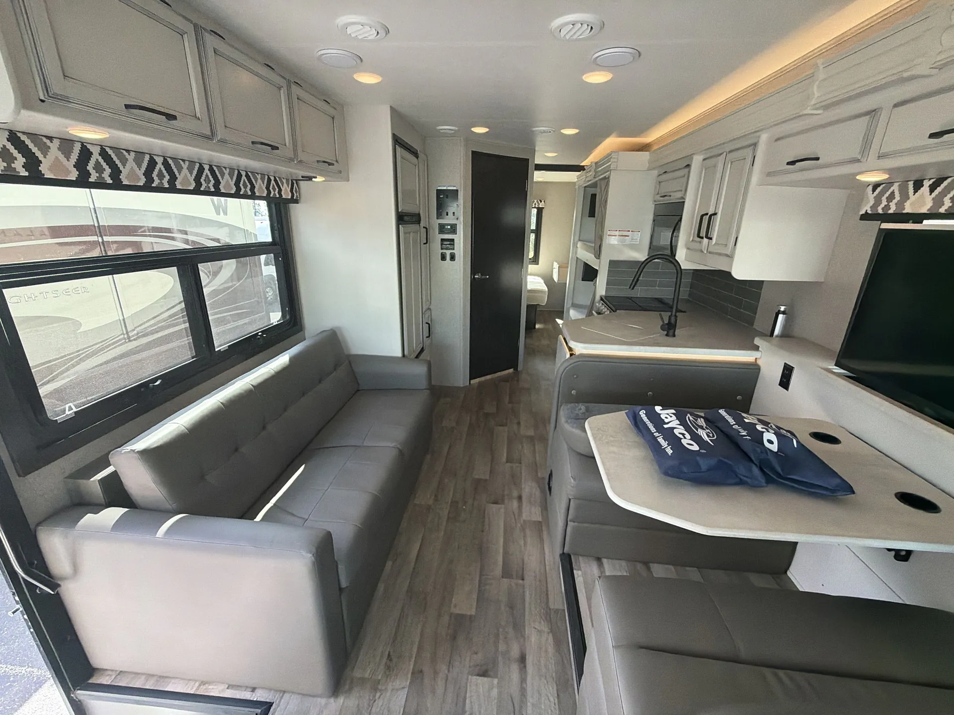 2021 Jayco Alante 29F — living area main