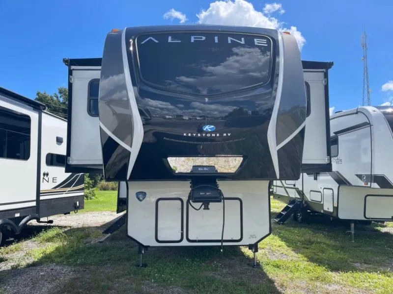 2025 Keystone Alpine 3011CK - Photo 3