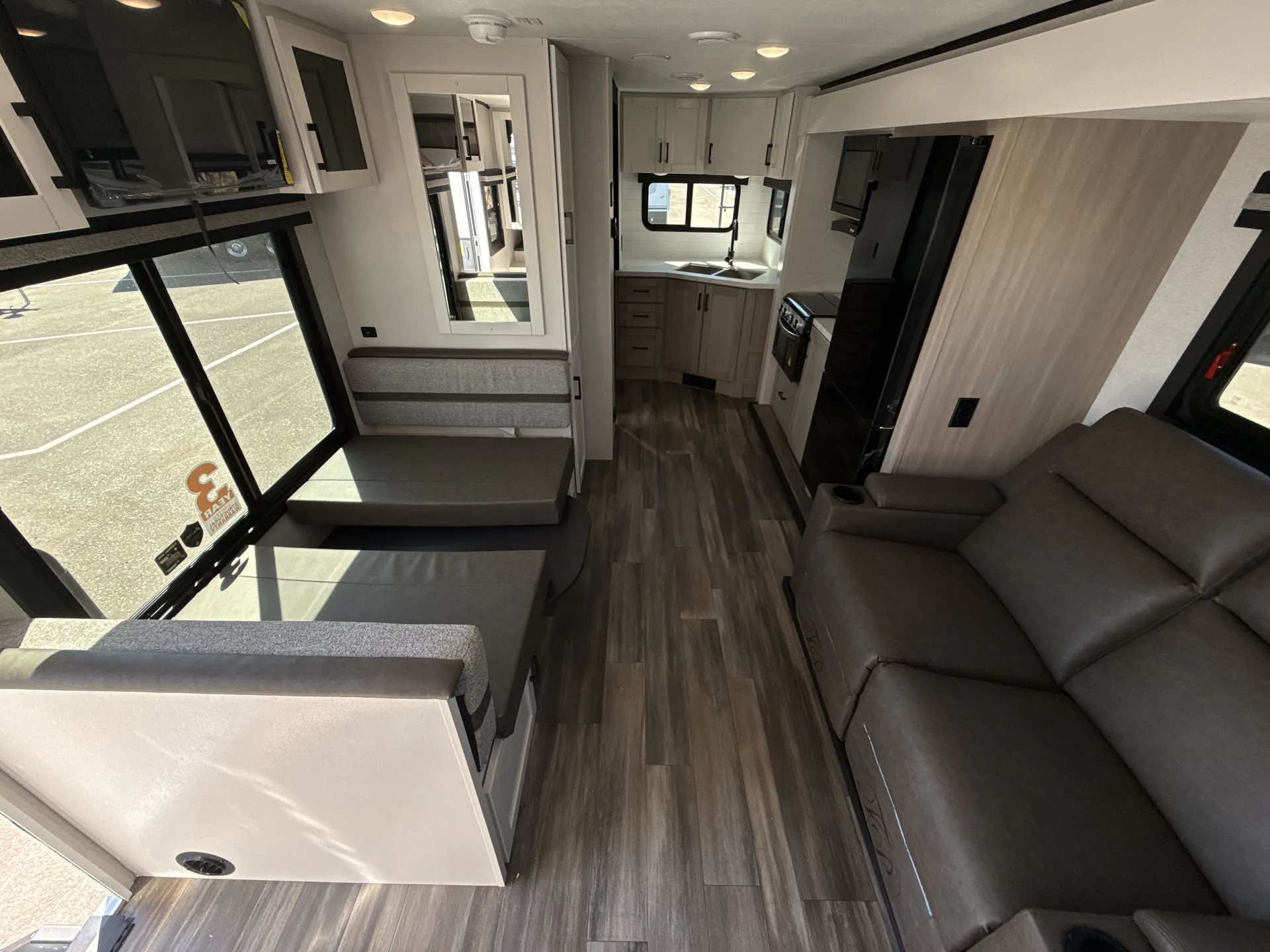 2026 highland ridge Open Range Lite 211RKM — living area main