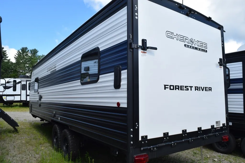2026 Forest River Cherokee Grey Wolf 22RR — Photo 5