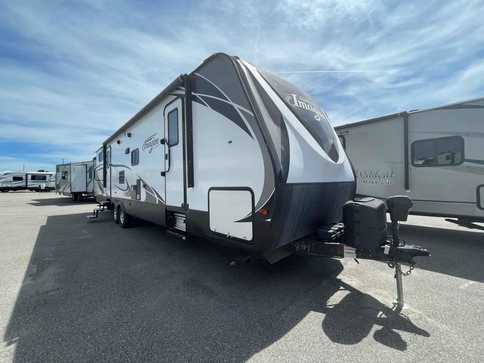 2018 Grand Design Imagine 3170BH - Photo 2