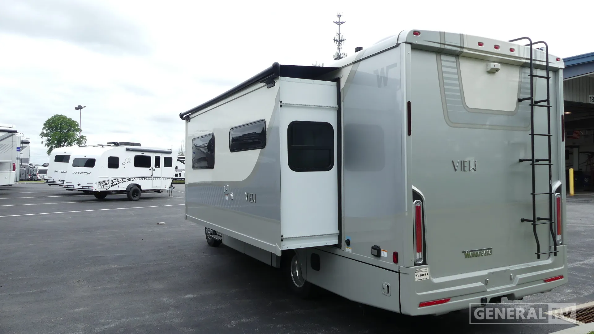2027 Winnebago View 24D - Photo 4