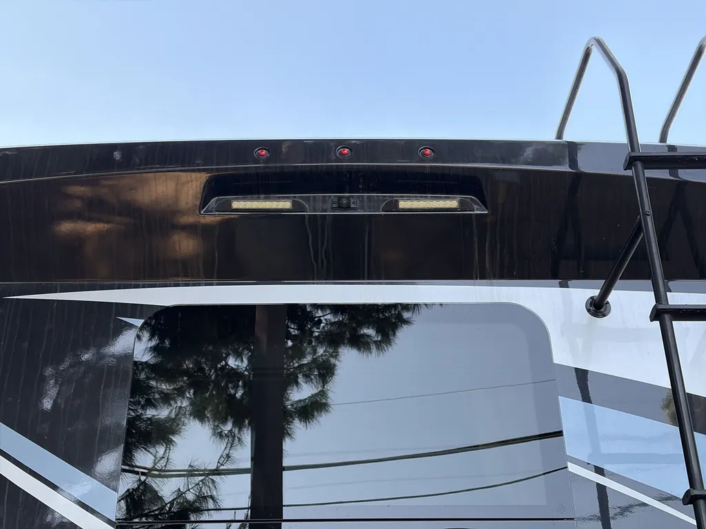 2020 Thor Motor Coach Challenger 35MQ, Photos photo 25