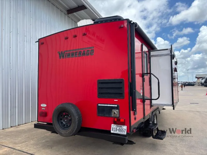 2016 Winnebago Industries Towables Minnie Used    2351 DKS - Photo 4