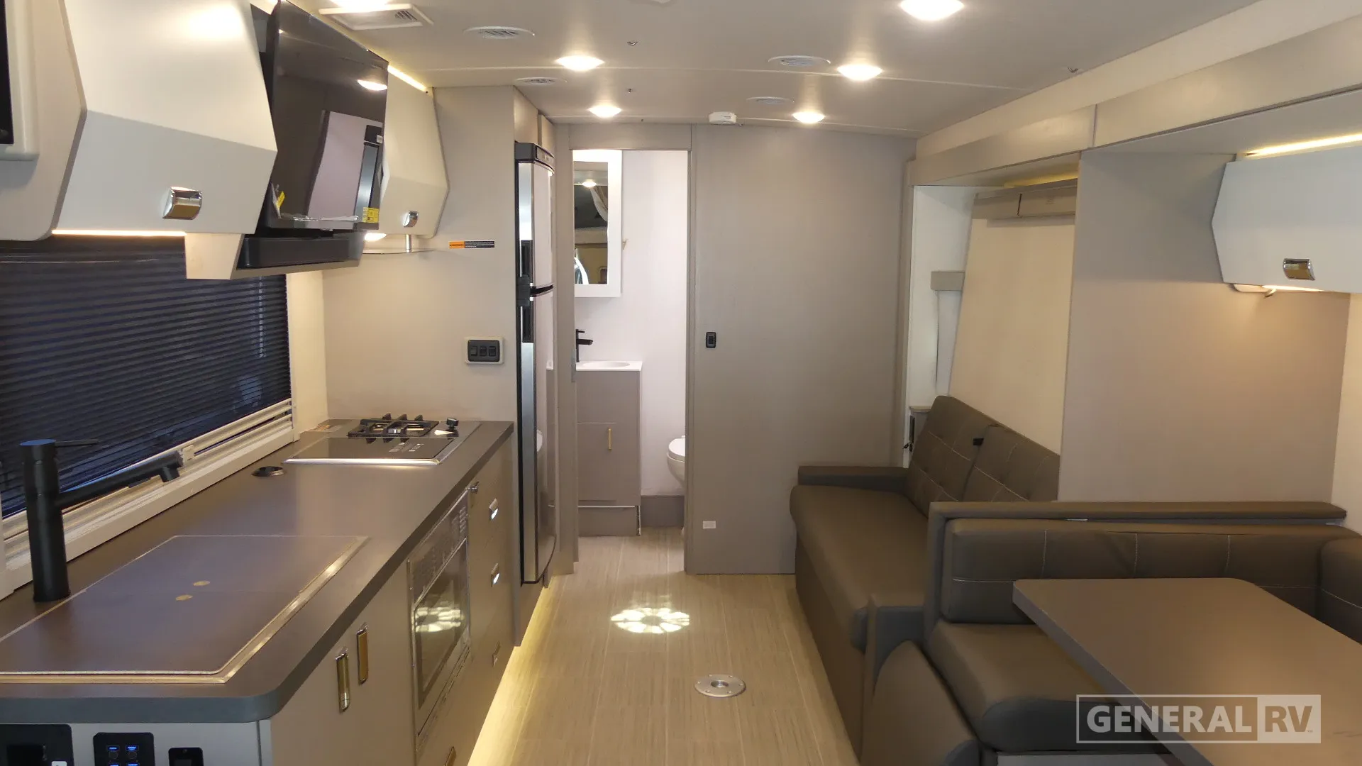 2027 Winnebago View 24D - Photo 3
