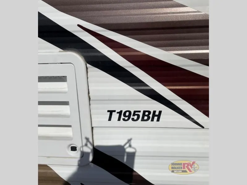 2015 Forest River RV EVO FS 195BH - Photo 2