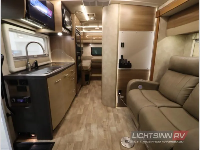 2019 Winnebago View 24V - Photo 3