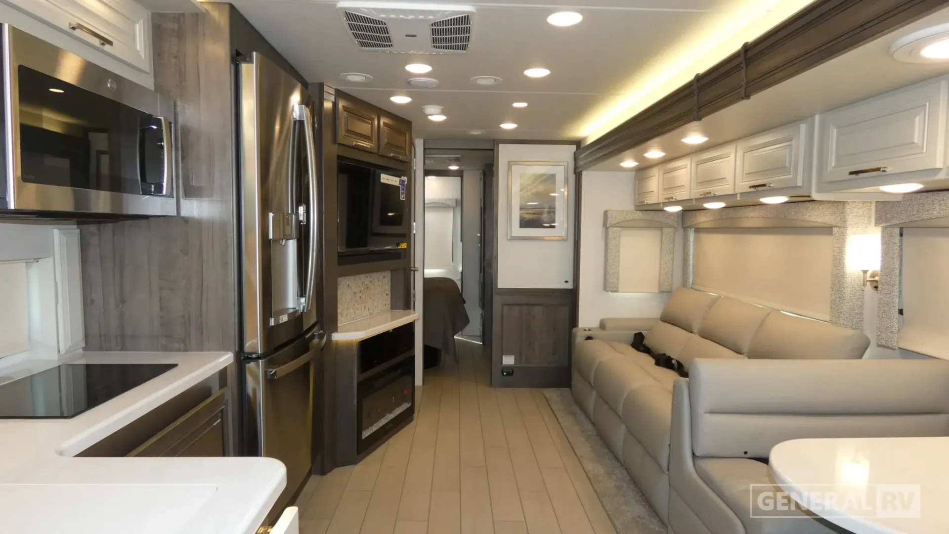 2026 Entegra Coach Accolade XL 37K - Photo 3