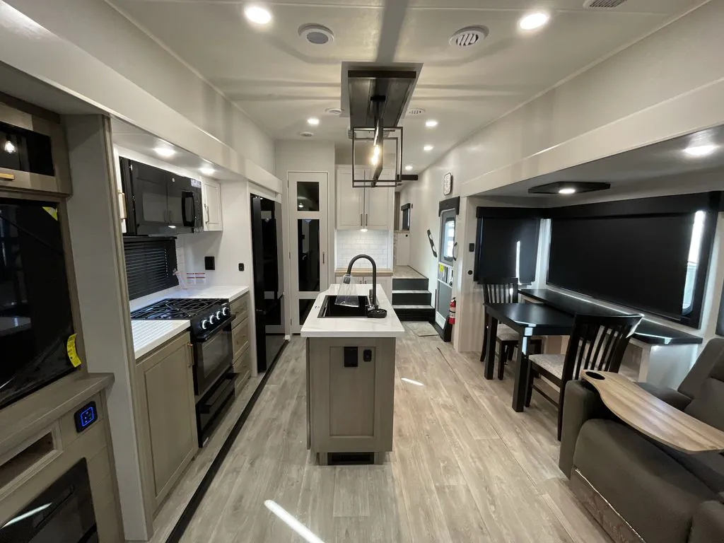 2026 Jayco Eagle 321RSTS, Photos photo 17