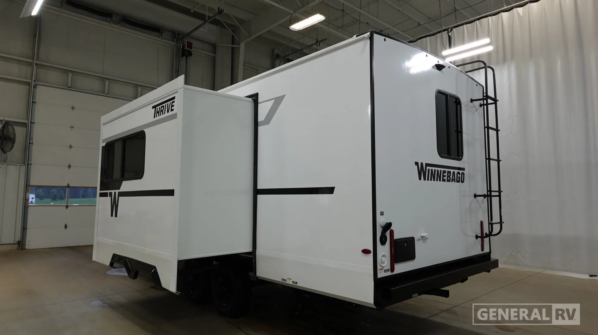 2026 Winnebago Thrive 22RBS - Photo 4