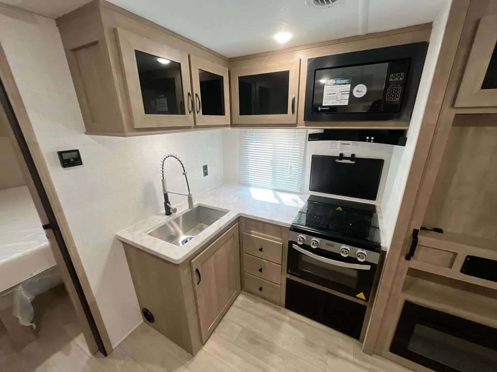2025 Forest River Solaire 2430BHS, Photos photo 12