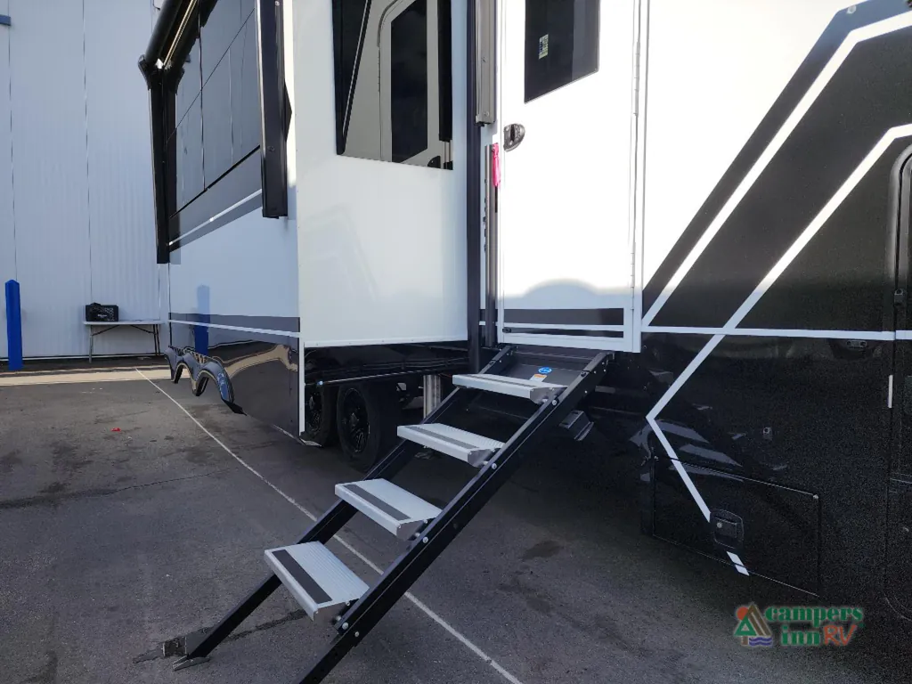 2025 Brinkley Model G 4100, Photos photo 13
