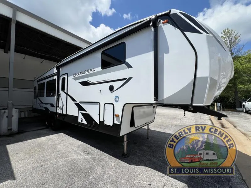 2026 Coachmen Chaparral 336TSIK - Photo 2