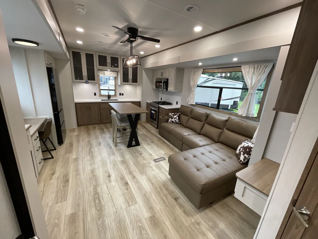 2027 Forest River Mesquite 3850HBRK, Photos photo 2
