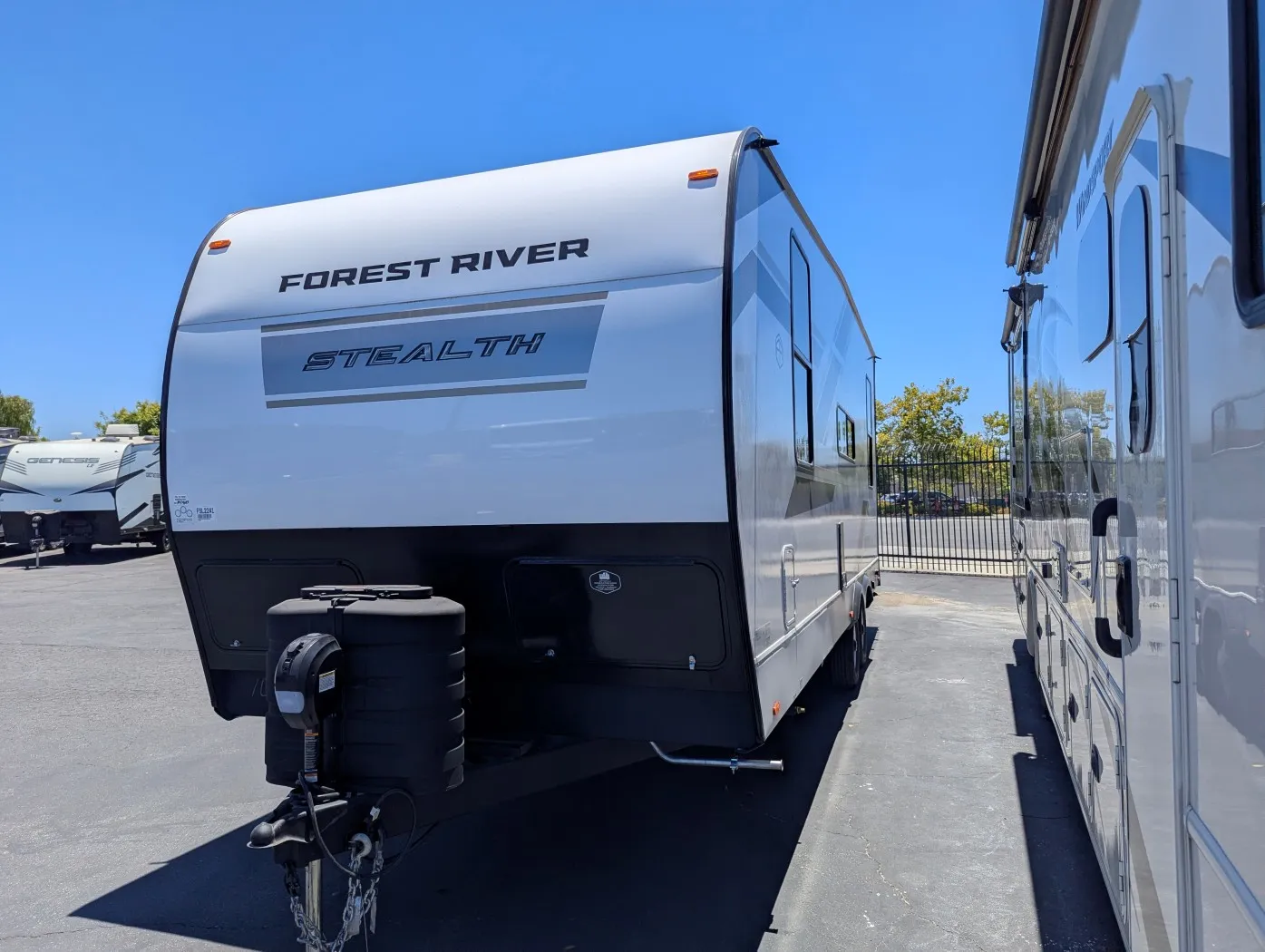 2027 Forest River Stealth 2513 - Photo 4