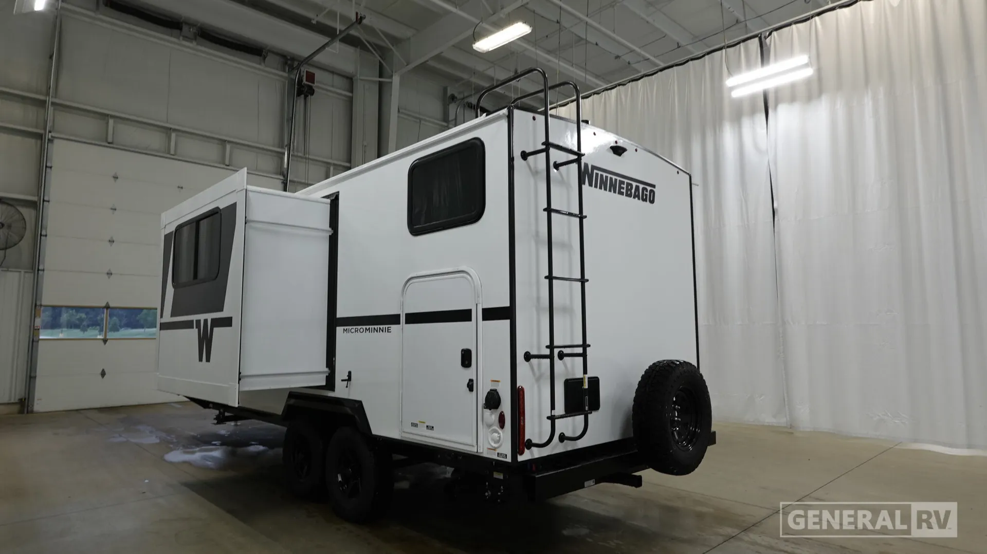 2027 Winnebago Micro Minnie 2200FBH - Photo 4