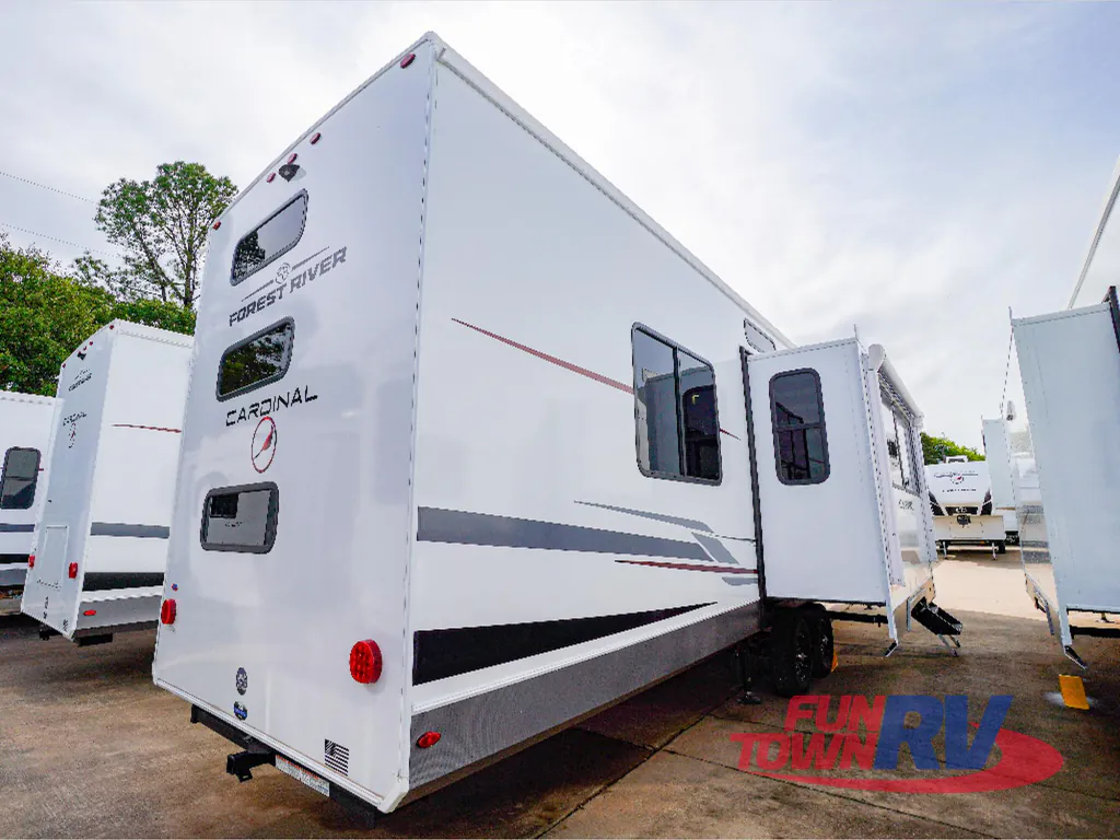 2026 Forest River Cardinal 34CRIB, Photos photo 5