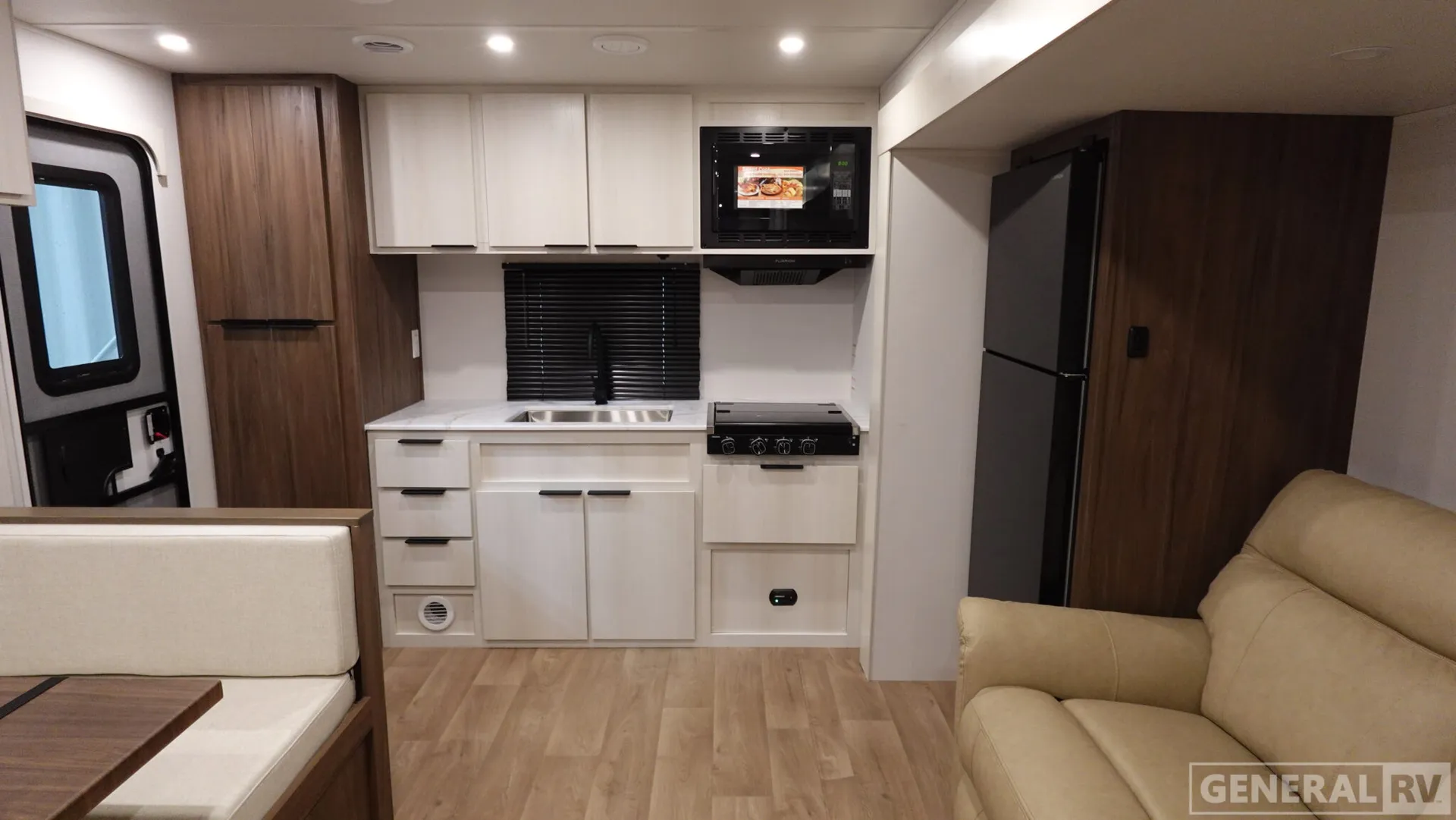2026 Winnebago Access 25RK - Photo 3