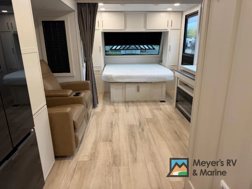 2026 Brinkley Model I 235, Photos photo 5