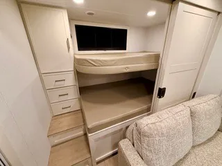 2027 Brinkley Model I 294, Photos photo 10