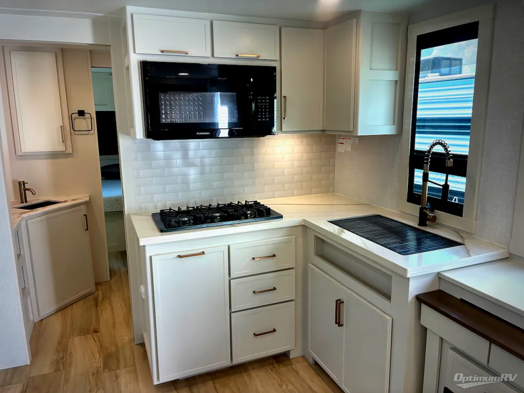 2026 Brinkley Model I 294, Photos photo 5