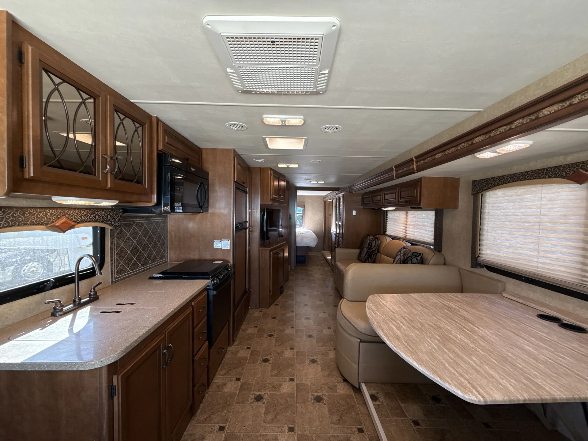2015 Thor Motor Coach Hurricane 34F — living area main