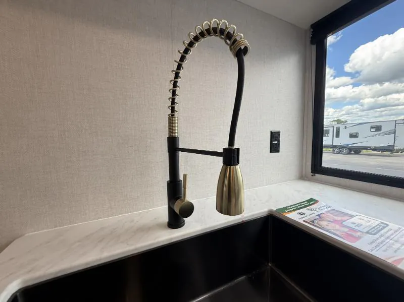 2027 Forest River Vibe 2900KB, Photos photo 12
