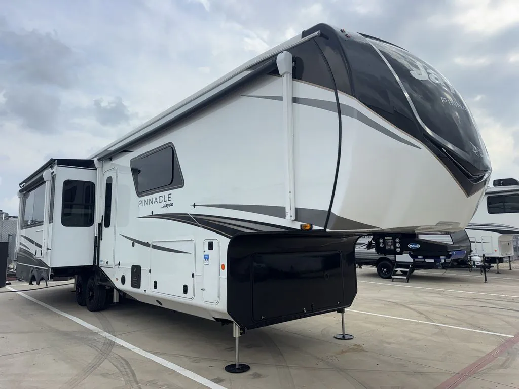 2026 Jayco Pinnacle 36FBTS