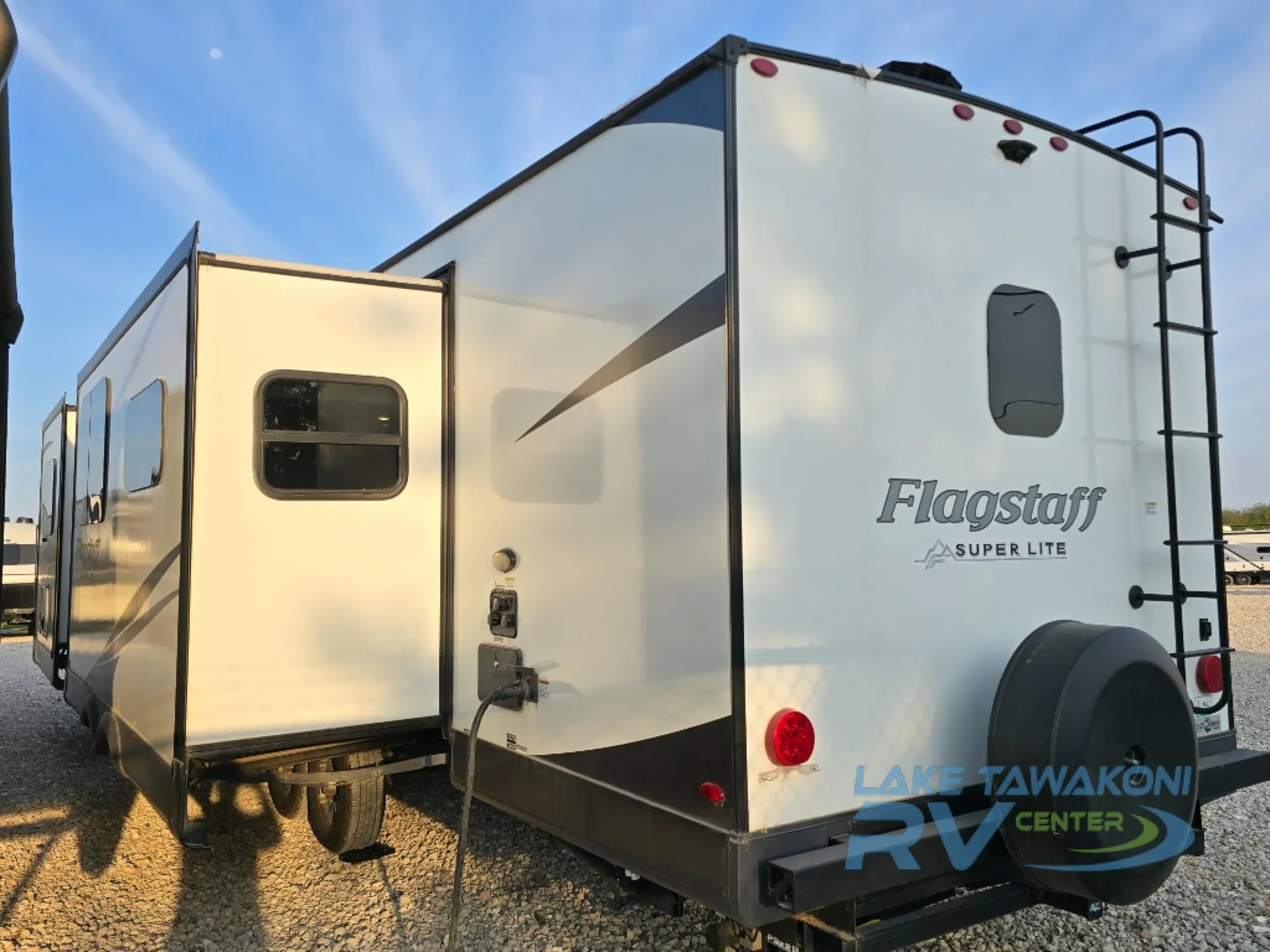 2023 Forest River Flagstaff Super Lite 29RBS - Photo 4