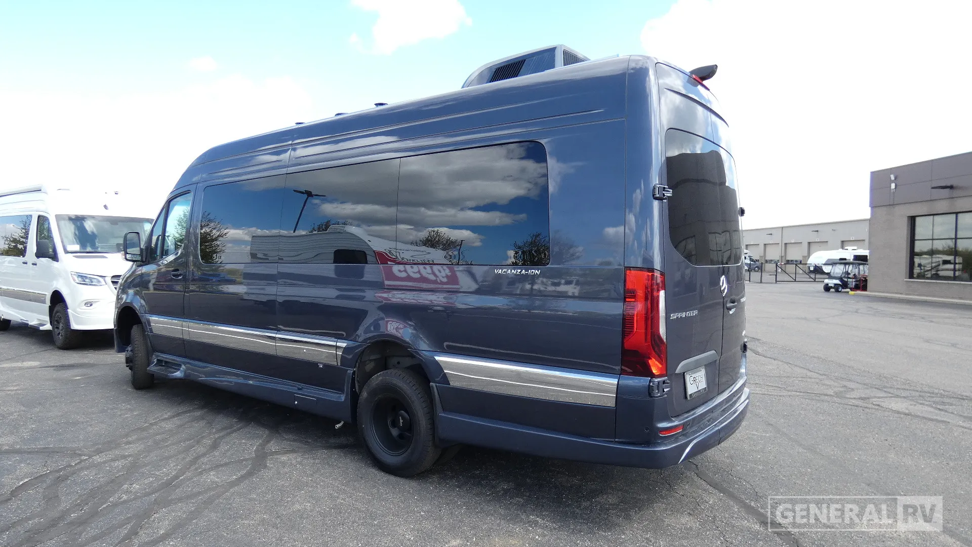 2027 Grech Motors Vacanza-ion 24AWD - Photo 4